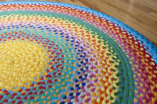 10 Fabulous DIY Ways to Recycle Old Tees crochet t shirt rug tutorial