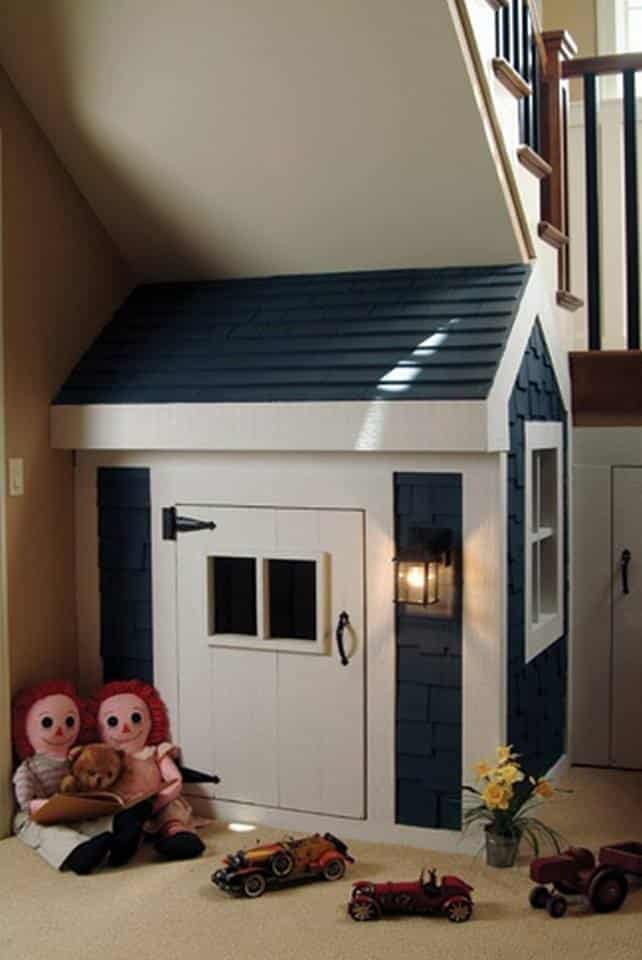 10+ Kids Under Stair Playhouse DIY Ideas and Tutorial