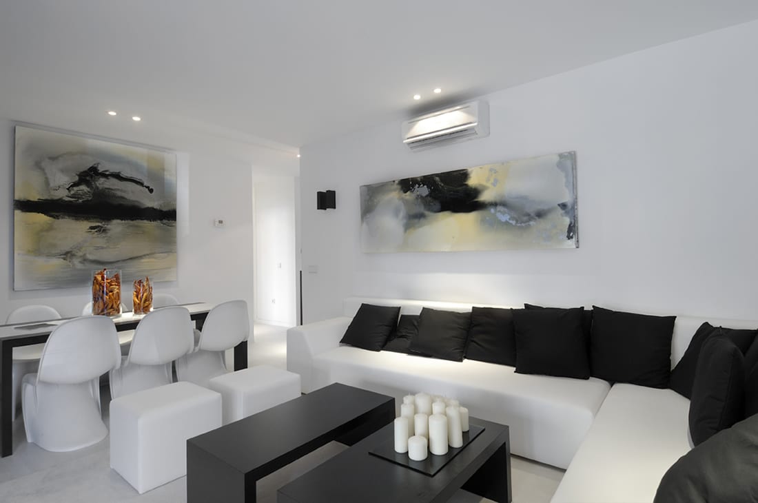 17 Inspiring Wonderful Black and White Contemporary Interior Designs Homesthetics 141