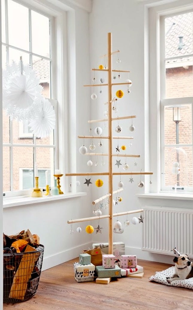 18 Exceptionally Brilliant Modern Christmas Tree Alternatives That You Can Embrace homesthetics 2