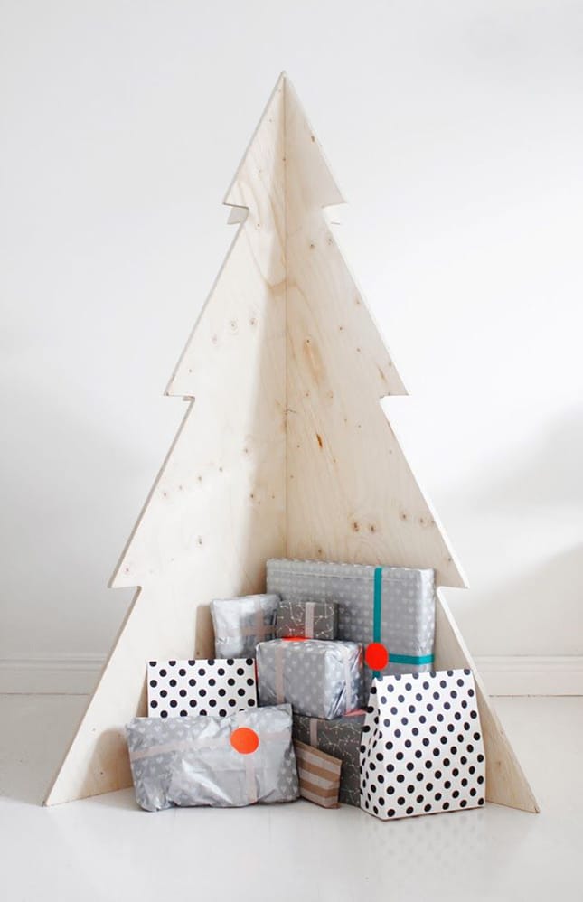 18 Exceptionally Brilliant Modern Christmas Tree Alternatives That You Can Embrace homesthetics 9