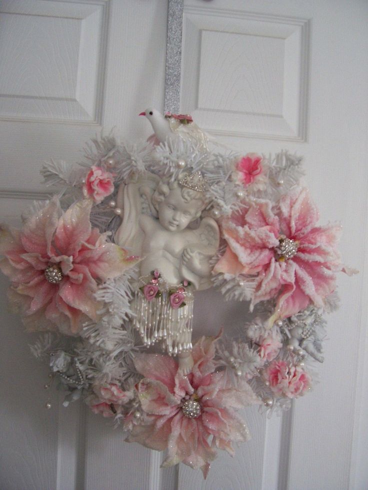 22 Awesomely Shabby Chic Christmas Wreath That Can Be Used All Year Round 11