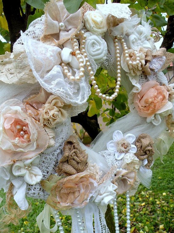 20+ Shabby Chic Christmas Wreaths