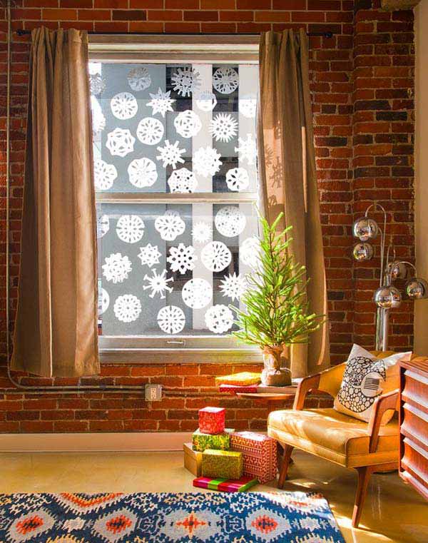 25+ Inspiring Last Minute Christmas Windows Decorating Ideas