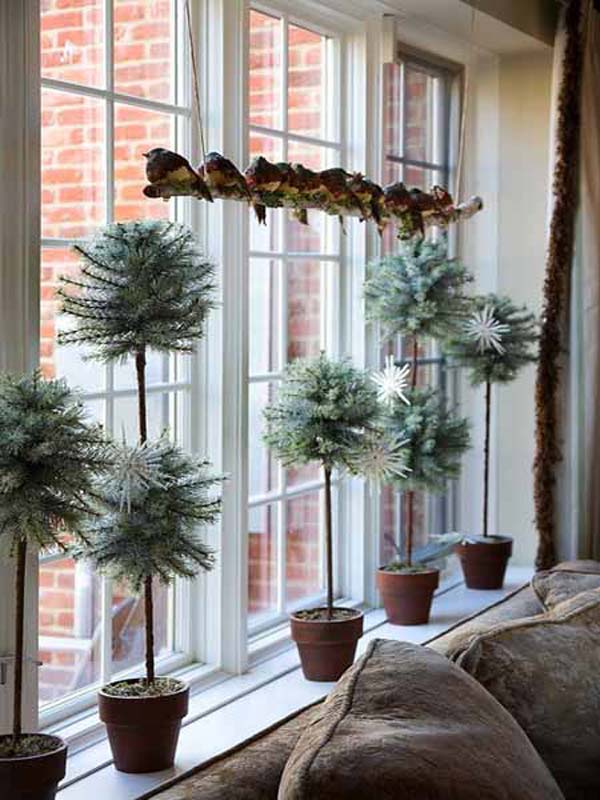 25+ Inspiring Last Minute Christmas Windows Decorating Ideas