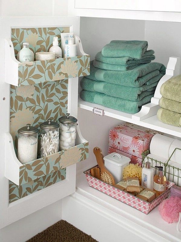 AD Brilliant DIY Storage And Organization Hacks For Small Bathrooms 21