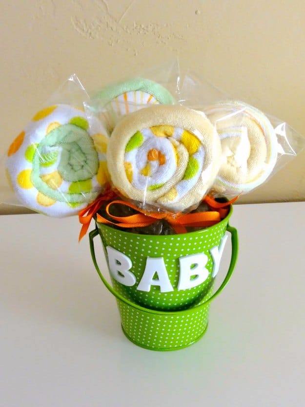 35+ Fabulous DIY Baby Shower Gifts