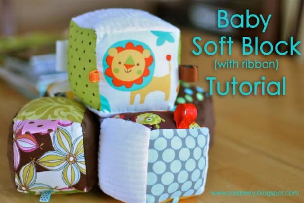 35+ Fabulous DIY Baby Shower Gifts