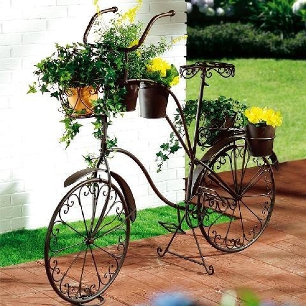 20 Awesome Bicycle Planter Ideas