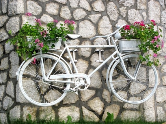 Bicycle Planter Ideas 20