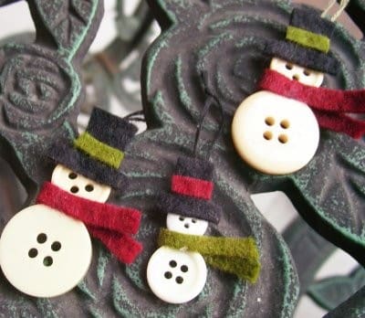 Button Crafts for Christmas Decorations15