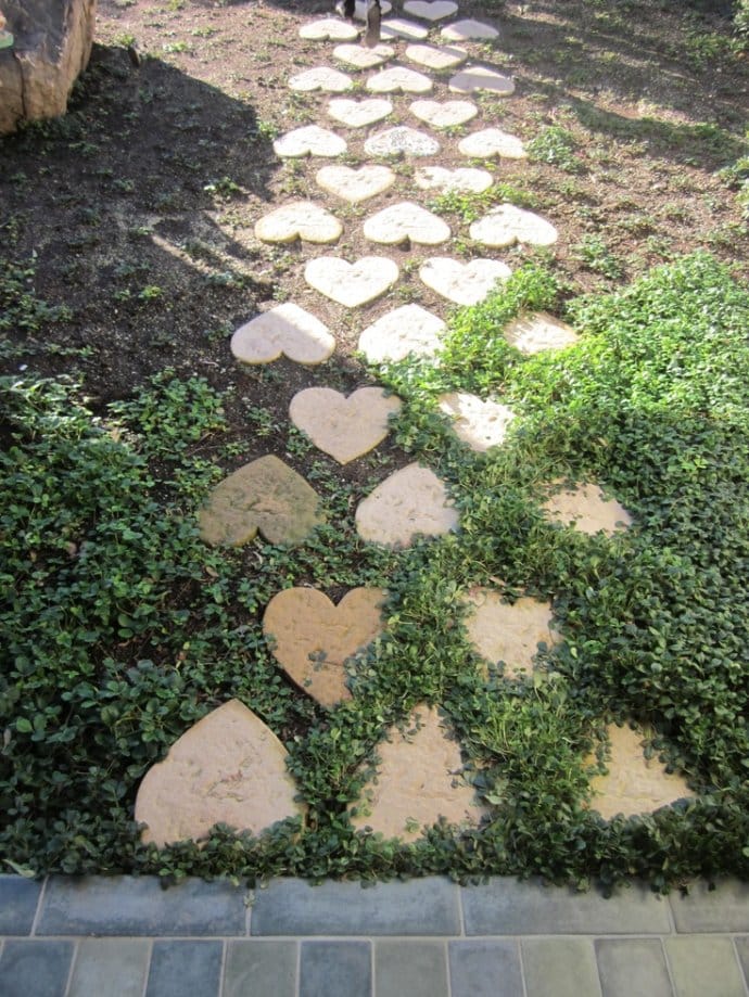 15+ Lovely Decorative Stepping Stone