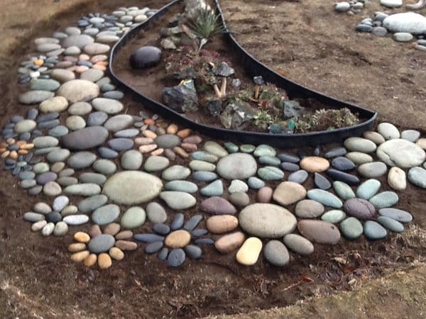 15+ Lovely Decorative Stepping Stone