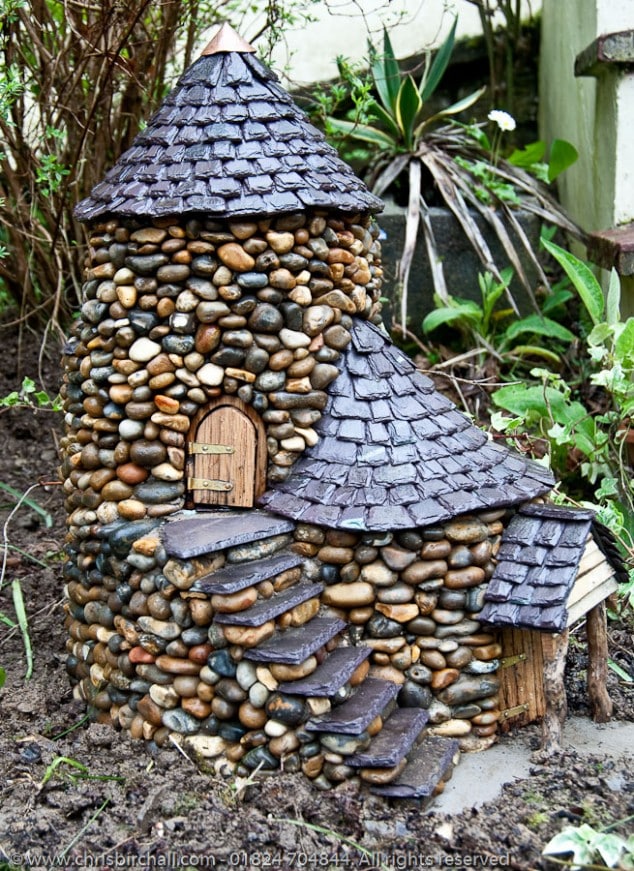 Turn Your Garden Into A Magical Place With This Dreamy Fairy Cottages