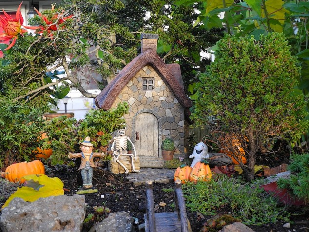 Turn Your Garden Into A Magical Place With This Dreamy Fairy Cottages