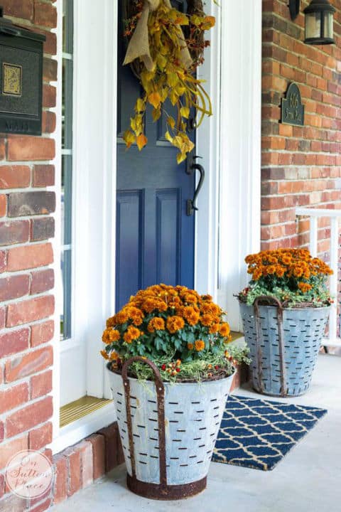 15 Gorgeous Front Door Flower Decorations