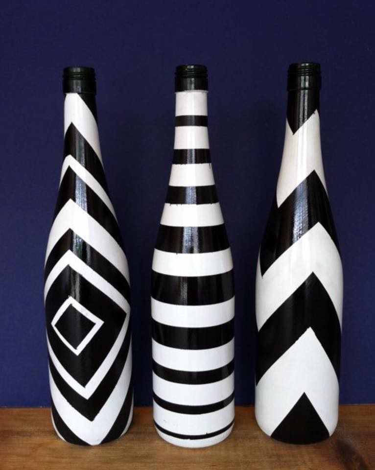 25+ DIY Wonderful Glass Bottle Art