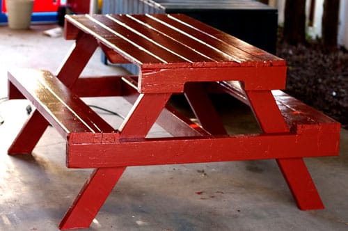 20+ Fabulous DIY Outdoor Pallet Furniture Ideas and Tutorials