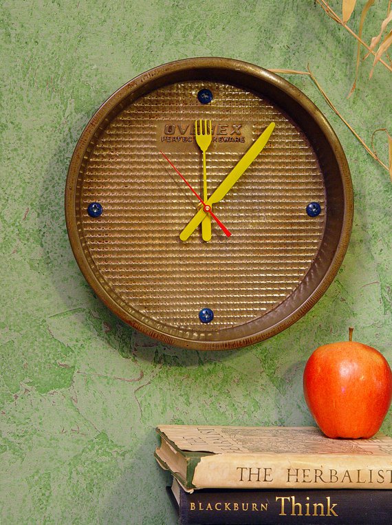 Repurpose Old Kitchen Stuff 26