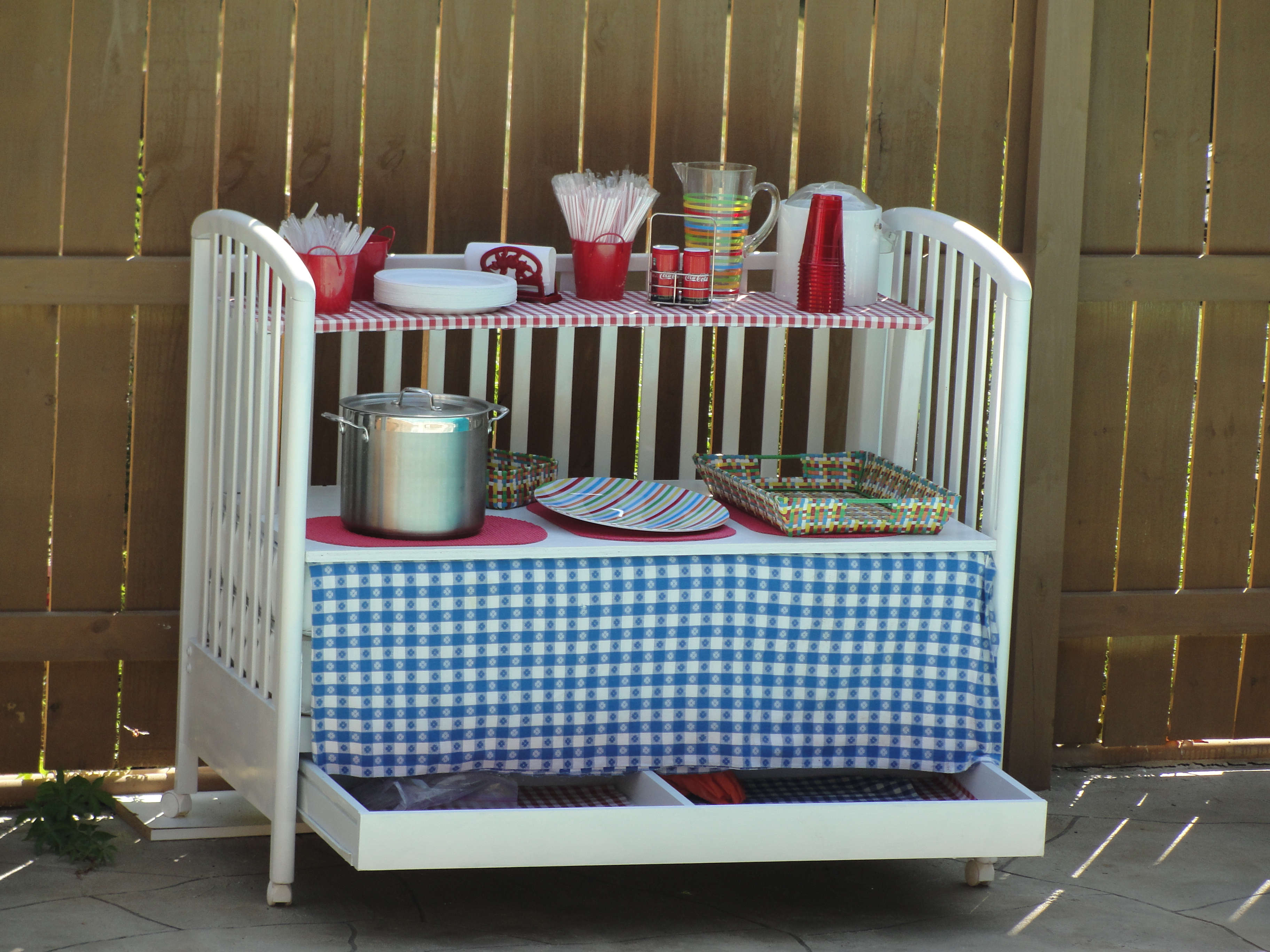 10 Best Ways to Repurpose Baby Cribs