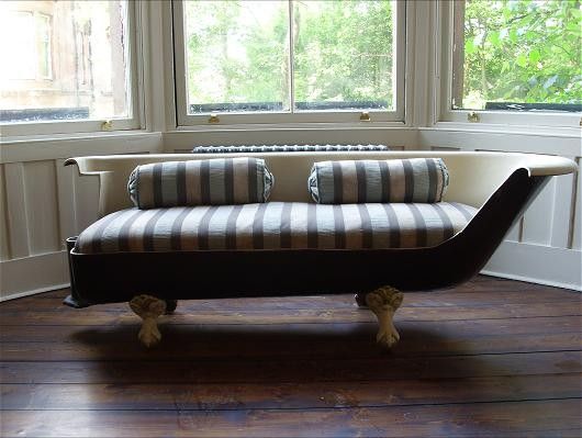 DIY Awesome Repurposed Old Bathtubs Into Furniture