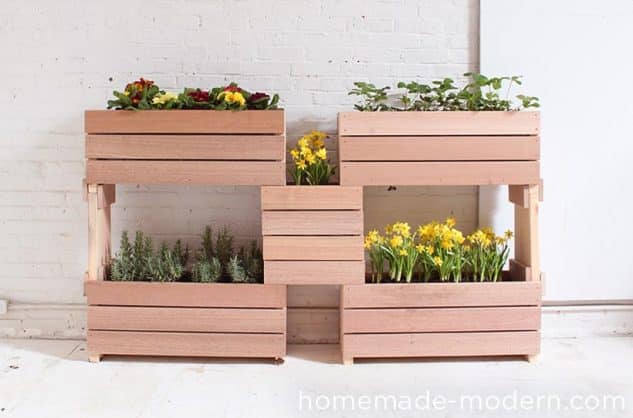 15+ Wonderfull DIY Stacked Flower Pots