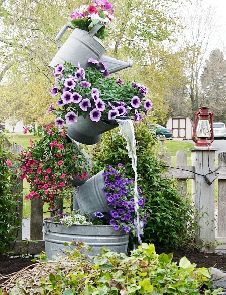 15+ Wonderfull DIY Stacked Flower Pots