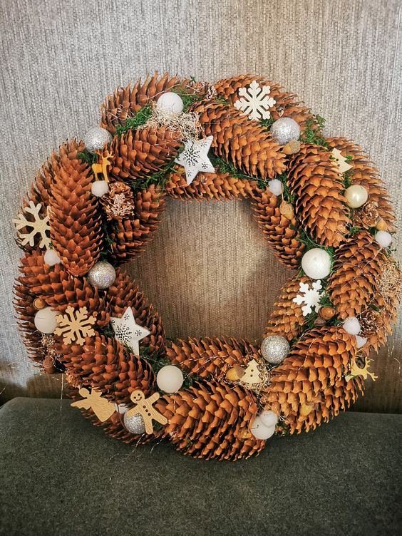 Autumn Wreath Ideas Made with Natural Elements