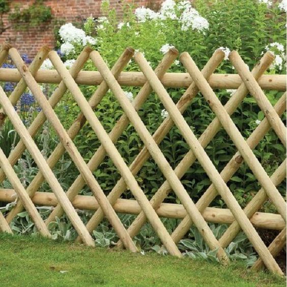 Creative Bamboo Fence Ideas for Your Garden