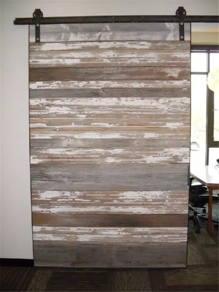 15+ Simple and Creative Ideas To Reuse Old Barn Doors