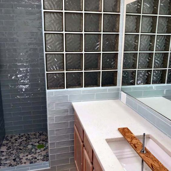 15+ Bathroom decorated with glass blocks