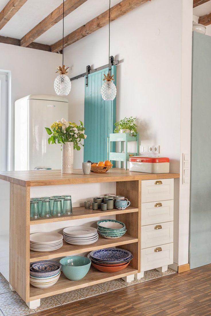 Best Ideas for Open Kitchen Shelves: A Stylish and Functional Choice