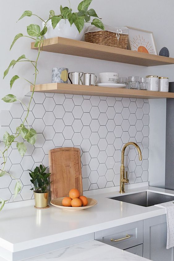 Best Ideas for Open Kitchen Shelves: A Stylish and Functional Choice