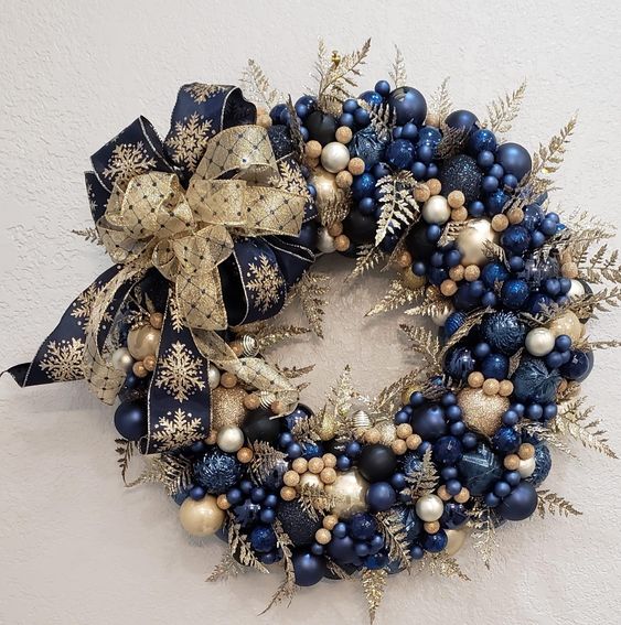 blue christmas decor ideas 6