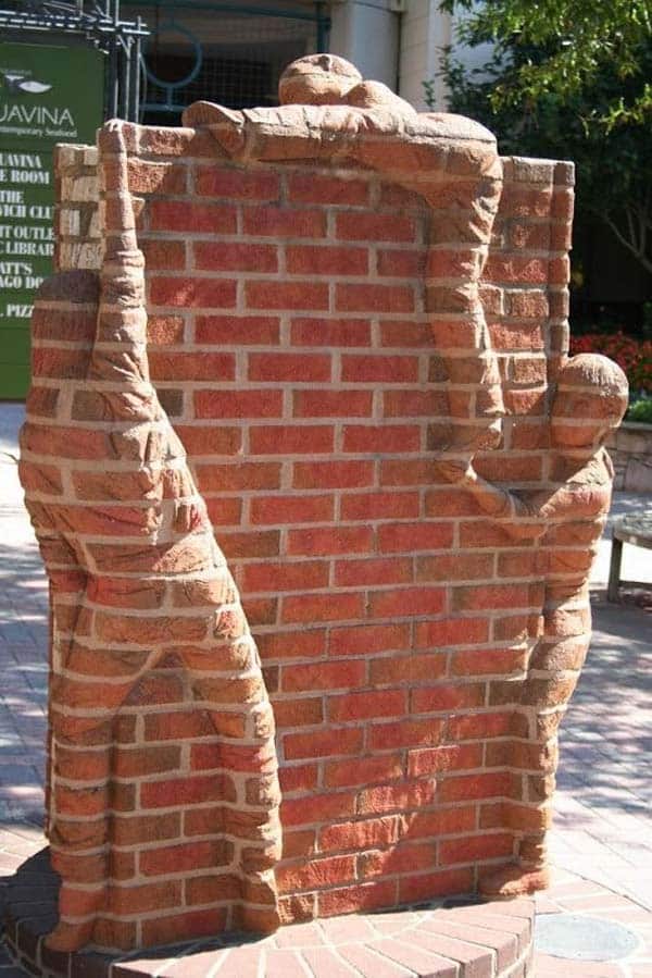 20+ Ingenious Brick Projects For Your Home