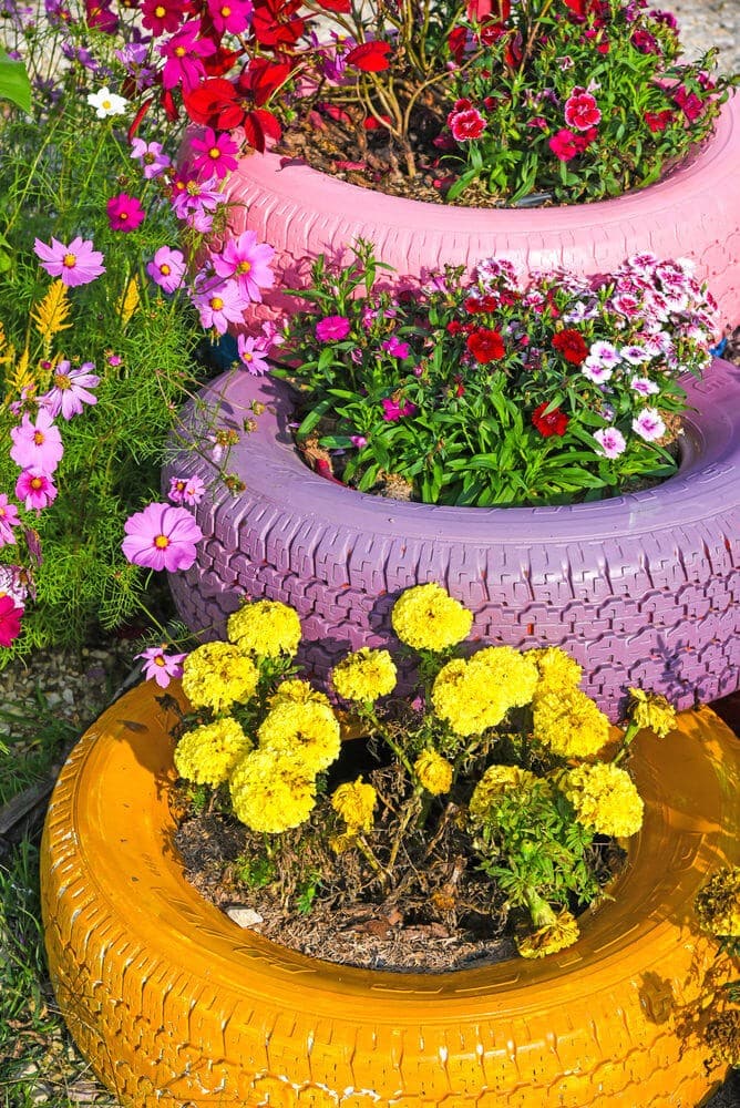 15+ Superb Car Tire Crafts for Your Home and Garden