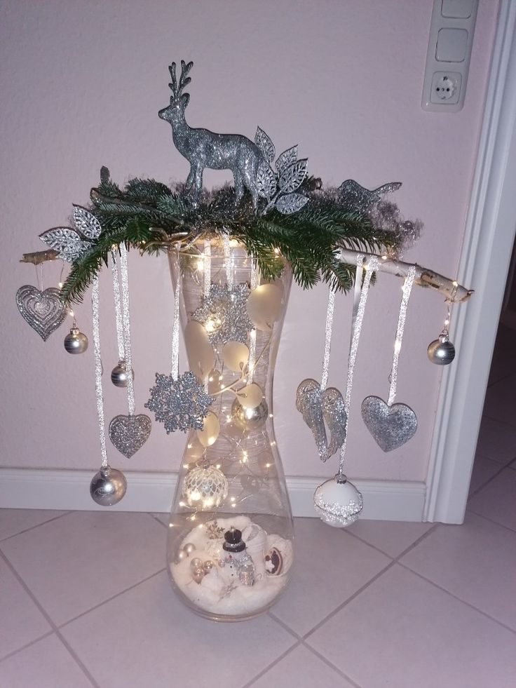 charming christmas vase ideas 7