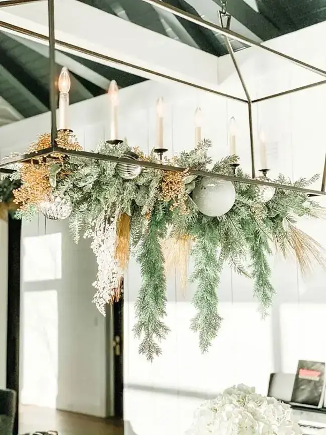Christmas Chandelier Ideas: Transform Your Holiday Lighting Into a Magical Centerpiece christmas chandelier ideas 3