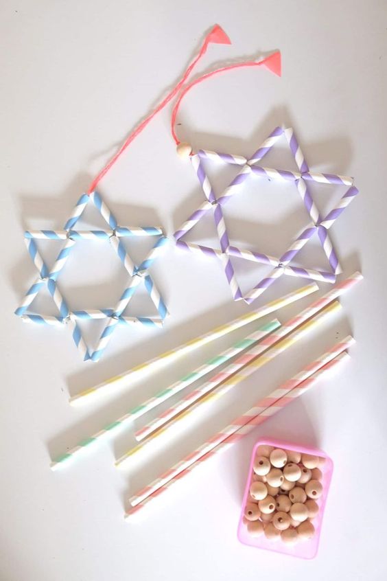 Christmas decoration made with straws