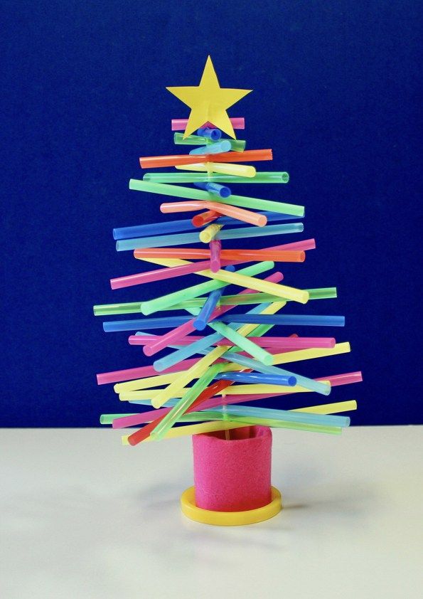 Christmas decoration made with straws