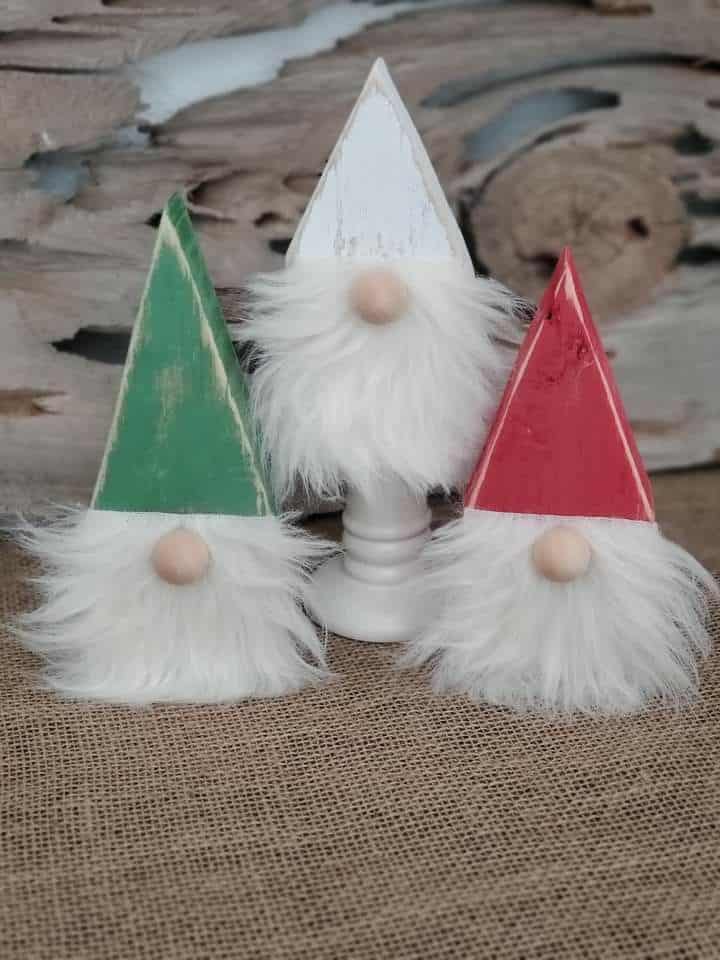 christmas gnomes with wooden triangles 4