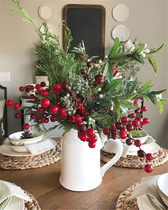 Christmas Table Arrangements Made with Fruits