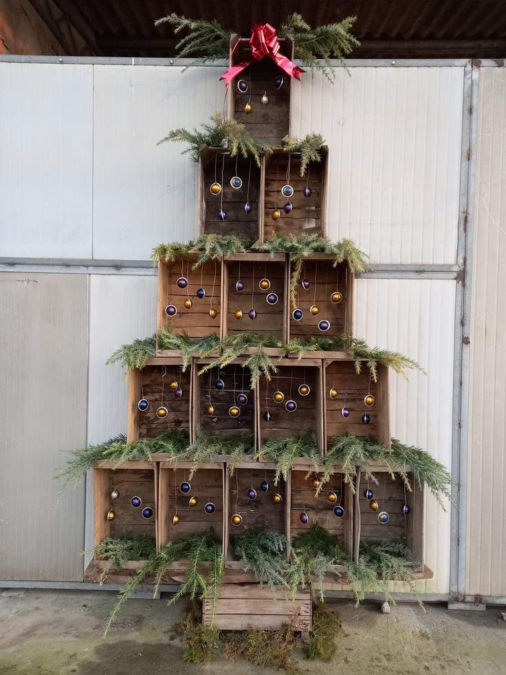 christmas tree with wooden boxes 8