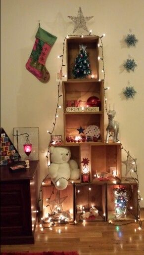 christmas tree with wooden boxes 9