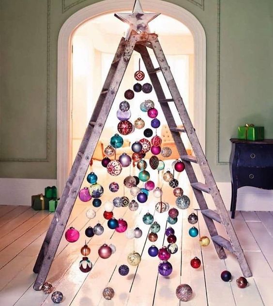 christmas trees made with a wooden ladder 2