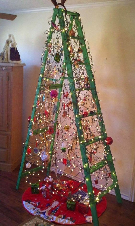 christmas trees made with a wooden ladder 3