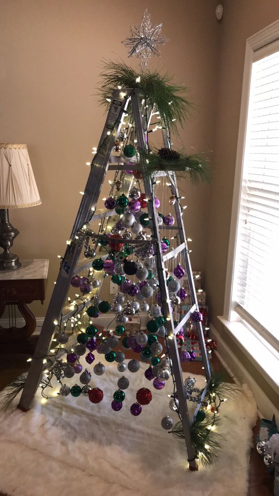 christmas trees made with a wooden ladder 4