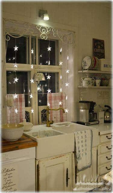 christmas-windows-decorating-ideas-10