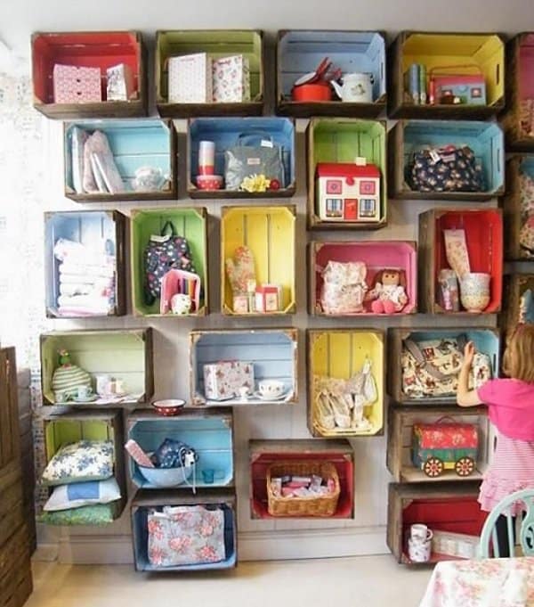 15+ Lovely DIY Colored Wooden Crates