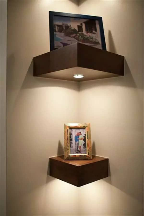 15+ Fascinating Corner Shelves